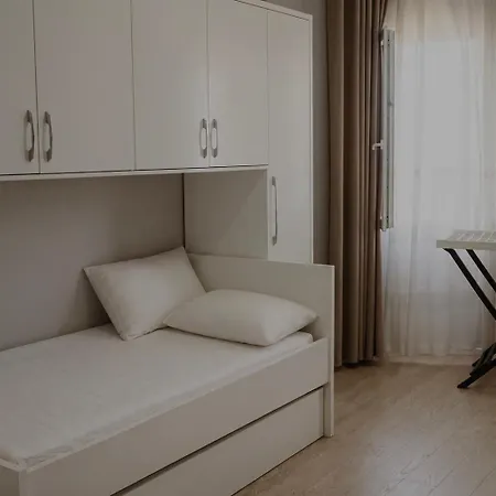 Luxury * Tirana